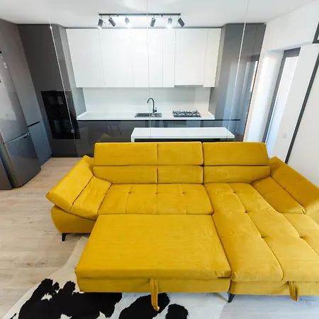 Vanda - Park-view With Private Balcony Daire