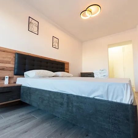 Vanda - Park-view With Private Balcony Bucureşti